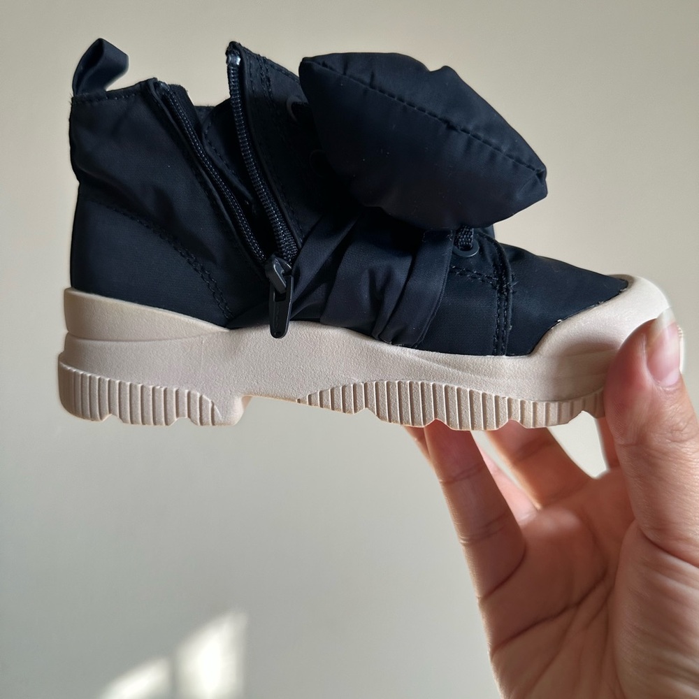 Zara Black and Tan Kids Boots